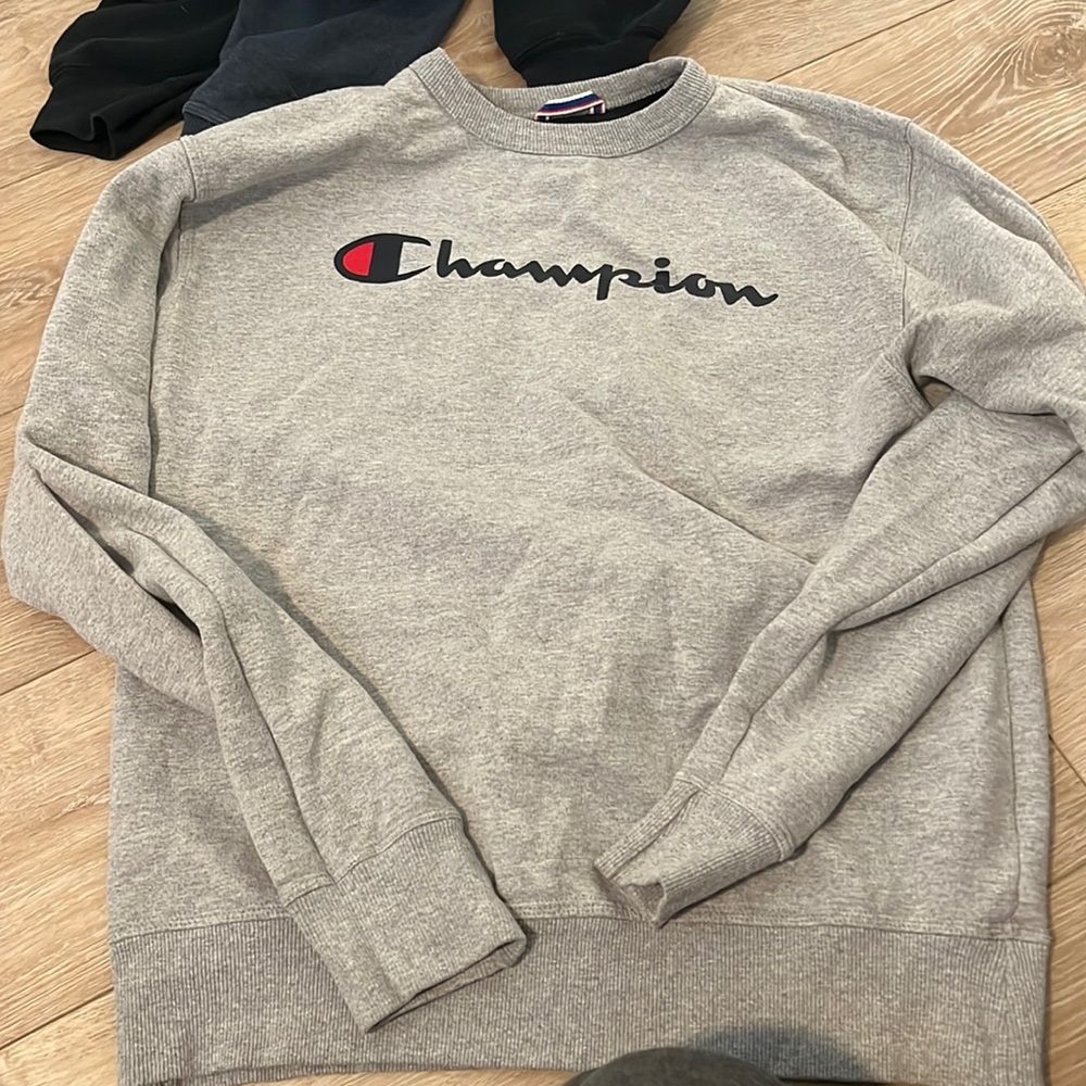 Champion crew neck sweatshirt
